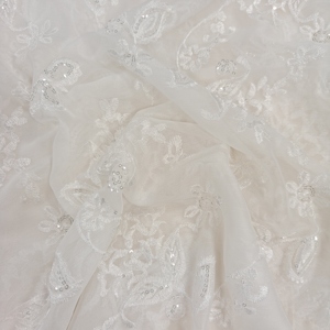 Nouvelle conception de tissu en organza blanc tissé avec broderie florale et papillons pailletés sur toute la surface, robes de mariée et abayas transparentes et rêveuses pour garçons - Product Image 2