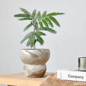 What Is the Perfect Wedding Gift? Thoughtful Vase Ideas That Last