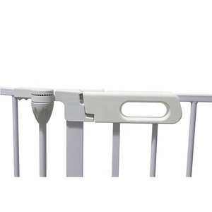 Barrière de sécurité 3-en-1 en métal à 5 panneaux, longueur réglable, fermeture automatique, pour bébé, animaux domestiques et cheminée, installation facile - Product Image 6