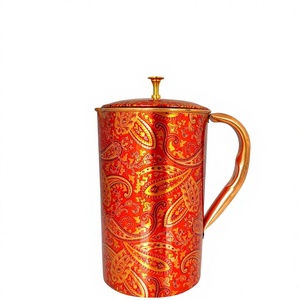 Nouvelle arrivée : Carafe en cuivre émaillé rouge avec couvercle, motif Paisley doré, poignée en cuivre, vaisselle pour la maison - Product Image 1