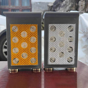 Delineador <span class=keywords><strong>solar</strong></span> Marcadores de carretera Seguridad de tráfico <span class=keywords><strong>Reflector</strong></span> de barandilla reflectante lateral de carretera - Product Image 6