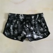 <span class=keywords><strong>Shorts</strong></span> de plage élastiques à séchage rapide pour femmes - Légers, respirants, <span class=keywords><strong>shorts</strong></span> de bain pour des vacances décontractées - Product Image 5