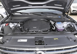 Auto Usado Phideon SAIC 380TSI Edición Premium Sedán 4 Puertas 5 Plazas Caja de Cambios Automática R18 Volante a la Izquierda Techo Panorámico de Cuero - Product Image 5