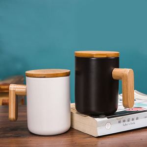 Mug en céramique de style nordique avec couvercle à vis, poignée et cuillère, compatible lave-vaisselle et micro-ondes, écologique, tasse à thé de bureau, cadeau, impression de logo - Product Image 1