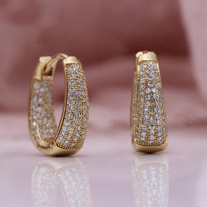 Boucles d'oreilles ajourées classiques européennes et américaines, bijoux en zircon incrusté, pour oreilles, <span class=keywords><strong>cadeau</strong></span> de <span class=keywords><strong>mariée</strong></span>, directement en l'usine, - Product Image 1