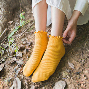 <span class=keywords><strong>Chaussettes</strong></span> courtes en <span class=keywords><strong>coton</strong></span> à volants de couleur unie pour femmes - Product Image 3