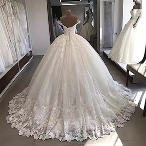 <b>White</b> Ball Gown Wedding Dress Mid-waisted <b>Lace</b> Sweetheart Neckline Backless Long Train Polyester Fiber 002 - Product Image 2