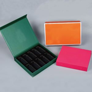 Caja de Regalo Magnética de Lujo con Tapa y Base Azul y Negra, con Forro de Satén y Grabado para Envasado de Aceites Esenciales, Perfumes y Artesanías - Product Image 2