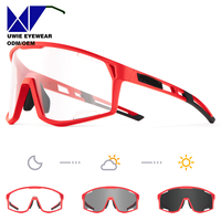Lunettes de cyclisme personnalisées OEM TR90 photochromiques UV400 polarisées à monture complète pour adultes unisexes - Partenaire d'expédition mondial