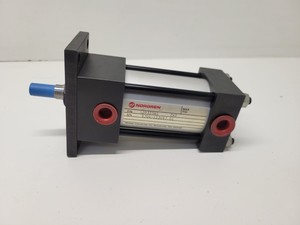 Cilindro Neumático 2x2 PLC Nuevo y de Segunda Mano J0333a1 con Garantía - Product Image 1