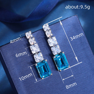 Orecchini Pendenti Geometrici Quadrilaterali alla Moda per Donne, Accessori Semplici per Uso Quotidiano, Outfit Casual e Regalo - Product Image 3