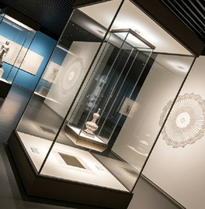 Vitrine d'<span class=keywords><strong>exposition</strong></span> autonome de qualité muséale, vitrine sur mesure <span class=keywords><strong>en</strong></span> verre trempé pour objets culturels - Product Image 4
