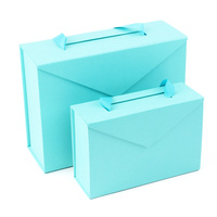 Benutzer definierte Luxus bekleidung Verpackungs boxen Pappe Kleidung/Schuhe Weiß Rosa Matt Magnetische Geschenk box mit Band griff