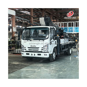 Véhicule hydraulique de seau de plate-forme de haute altitude de camion de travail aérien de boom d'ascenseur d'homme d'ISUZU - Product Image 1