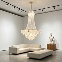 Nouveau Lustre de Plafond Français Élégant Haut de Gamme, Style Luxe, Idéal pour Duplex, Espaces Ouverts, Villas, Combles et Escaliers Ouverts