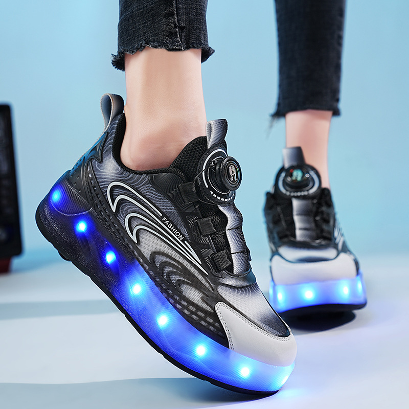 883 quatre roues noires avec lumières