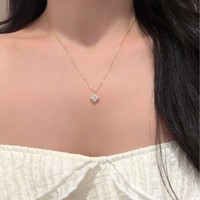 Collier en moissanite trèfle à quatre feuilles style luxe léger, design élégant et tendance, bijoux en argent sterling S925, vente en gros
