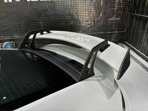 Capot moteur en carbone véritable brillant pour 992 Gen 992.1 Facelift, adaptable au modèle 992.2 GT3 - Product Image 3