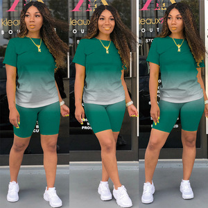 Vente en Gros de Vêtements Produits Tendance Mode Casual Short à Manches Courtes Dégradé Couleur Unie 2 Pièces Ensemble <span class=keywords><strong>Court</strong></span> pour Femmes - Product Image 6
