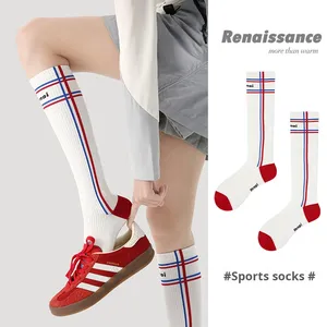 Renaissance Solid Calf Compression Chaussettes de sport pour femmes pour la course à pied Corde à sauter Cyclisme Randonnée Minceur Cuissardes Chaussettes - Product Image 1