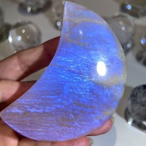 Piedra de Luna Azul Tallada a Mano de Alta Calidad, Forma de Luna, Cristal Curativo para Meditación, Decoración del Hogar, Regalo - Product Image 3
