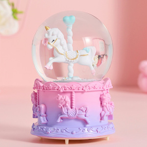 Globos de Nieve con Unicornio Arcoíris del Universo de 9*9*12 cm con Música en Caja de Cristal Romántica, Regalo de San Valentín para Niña - Product Image 3
