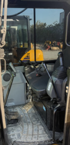 Excavatrice sur chenilles d'occasion 99% neuve du Japon, modèles 315D2/312D/320D, de taille moyenne, 15 tonnes, avec moteur, boîte de vitesses, pompe, PLC, à prix réduit, certifiée EPA CE - Product Image 5