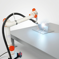   Robot collaboratif de soudage à l'arc à 6 axes FR5, bras robotique Cobot pour la fabrication de pièces métalliques