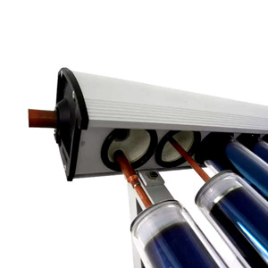 Sistema de Energía Solar Presurizado de 250L con Presión Separada, Calentador de Agua Solar con Tubo Evacuado de Acero Galvanizado para Conducción de Calor - Product Image 2