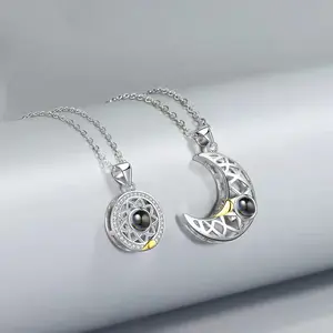 Collar de acero inoxidable personalizado para parejas, con proyección de "I Love You", luna y estrella, magnético a juego, 100 idiomas