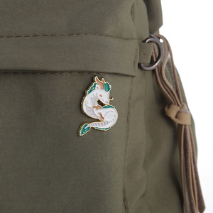Cadeaux promotionnels chauds placage couleur personnalisé mignon conception dessin animé métal émail broche pour la corée du sud studio <span class=keywords><strong>ghibli</strong></span> - Product Image 6