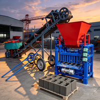 Machine à fabriquer des briques en ciment semi-automatique de type trémie 4-35A pour petite usine de blocs, ligne de production de blocs creux avec convoyeur