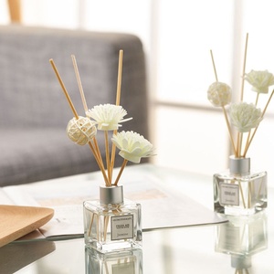 Flameless hương liệu cho sậy khuếch tán Bộ gỗ đàn hương hương tinh dầu nước hoa chai hoa khô thủy tinh cho nhà bathro - Product Image 1