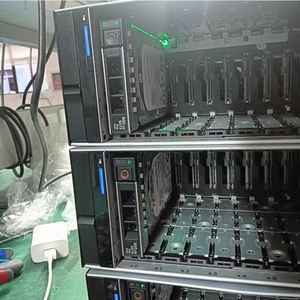 เซิร์ฟเวอร์ PowerEdge R740 มือสอง แบบติดตั้งในแร็ค ใช้หน่วยประมวลผล Xeon Silver 4210R แรม 32GB DDR4  ปรับปรุงใหม่  แบบ 2 ซ็อกเก็ต 2U  พร้อม SSD 1.92TB - Product Image 5