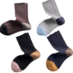 Nouvelles chaussettes sportives en coton polyester rayées en 3D, style automne-hiver, écologiques, simples et polyvalentes - Product Image 5