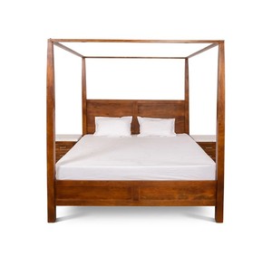 Cama King Size Aziz de Madera de Mango es una cama con cabecero impregnada de la esencia de la resistencia, fabricada con madera de mango de primera calidad. - Product Image 4