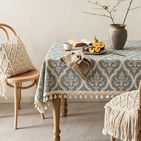 Nappe en coton style campagnard avec motif floral élégant et franges