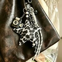 Aksesoris Gantungan Kunci Kamera Bunga Motif Leopard Cina Cinta Gadis Hadiah Kecil Bintang Fashion Gantungan Kunci Tali Anyaman Buatan Tangan Kustom