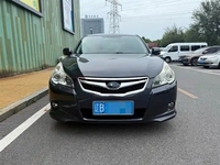 Subaru Legacy 2010 2011 2012 avec moteur haute performance et caractéristiques de sécurité modernes pour une conduite fluide