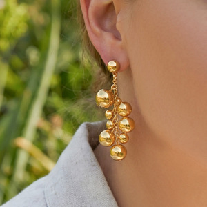 Pendientes de Bola Chapados en Oro para Mujer, Joyería Clásica para Fiesta, Pendientes de Moda - Product Image 1