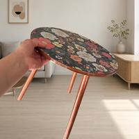 Table d'appoint ronde en bois avec bordure mandala, petite table basse décorative moderne pour salon, chambre, bureau à domicile