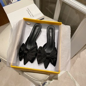 Sandales décontractées noires pour femmes printemps-automne 2025, antidérapantes, à talon haut et bout pointu, tendance et respirantes - Product Image 1