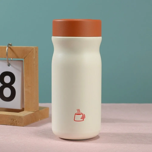 Bouteille isotherme en acier inoxydable à double paroi, tasse portable sous vide avec infuseur à thé, garde au chaud et au froid, pour usage quotidien - Product Image 4