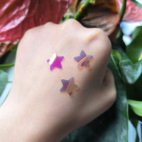 Patch anti-acné en hydrogel laser en forme d'étoile, dernier design, avec motifs colorés pour le soin de la peau du visage