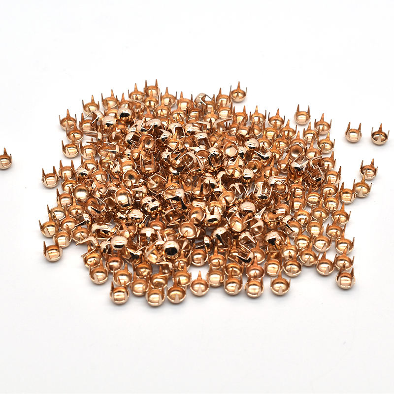 สีทองอ่อน