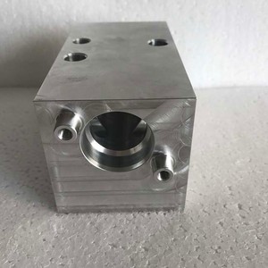 Pièces en acier usinées CNC de précision, bras mécanique de karting, boîte de vitesses, tournage sur tour, prototypes de robots automobiles, pièces tournées. - Product Image 3