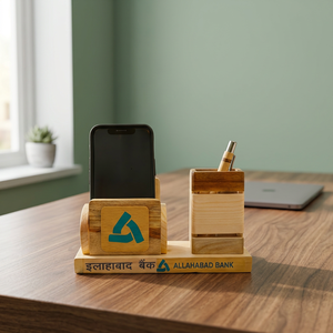 Plateau de bureau en bois personnalisé Liviya avec impression numérique pour la remise des diplômes, la rentrée scolaire, Noël et le Nouvel An - Product Image 1