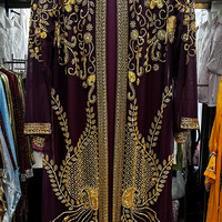 Robe longue de soirée formelle de luxe Dubaï, Abaya modeste à manches longues, broderie dorée perlée à la main, robe extérieure en maille avec robe intérieure