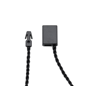 Etiquetas de código de barras personalizables cuadradas negras, etiquetas de tienda, etiquetas de poliéster con cuerda <span class=keywords><strong>para</strong></span> <span class=keywords><strong>ropa</strong></span>, etiquetas de cuerda <span class=keywords><strong>para</strong></span> tiendas minoristas - Product Image 1
