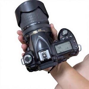 EOS <span class=keywords><strong>D90</strong></span> + Lente 18-105mm Original <span class=keywords><strong>Nikon</strong></span> Cámara DSLR Profesional de Segunda Mano con Batería y Cargador - Product Image 1